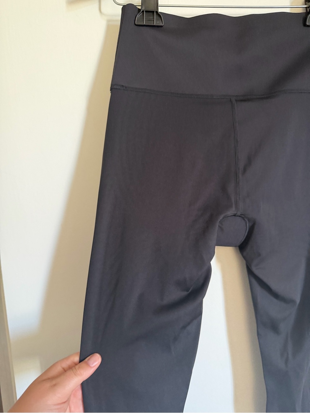 KNIX Black Coverage Lifting Contouring Fabric Leggings size Medium EUC - Picture 7 of 11